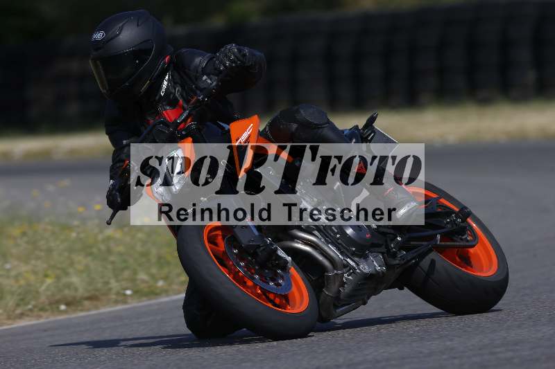 Archiv-2023/28 05.06.2023 Moto Club Anneau du Rhin/blanc-novice/7